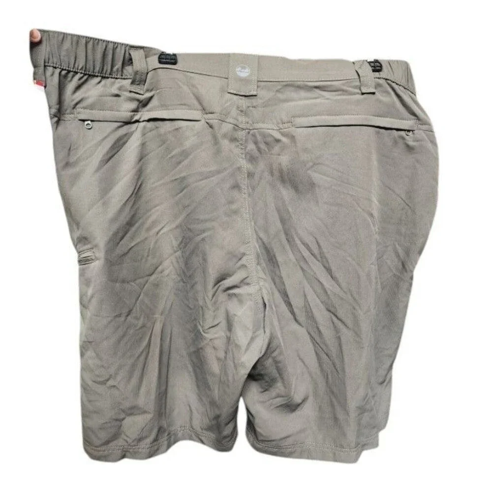 Wrangler Performance Shorts NWT Size 44 Beige